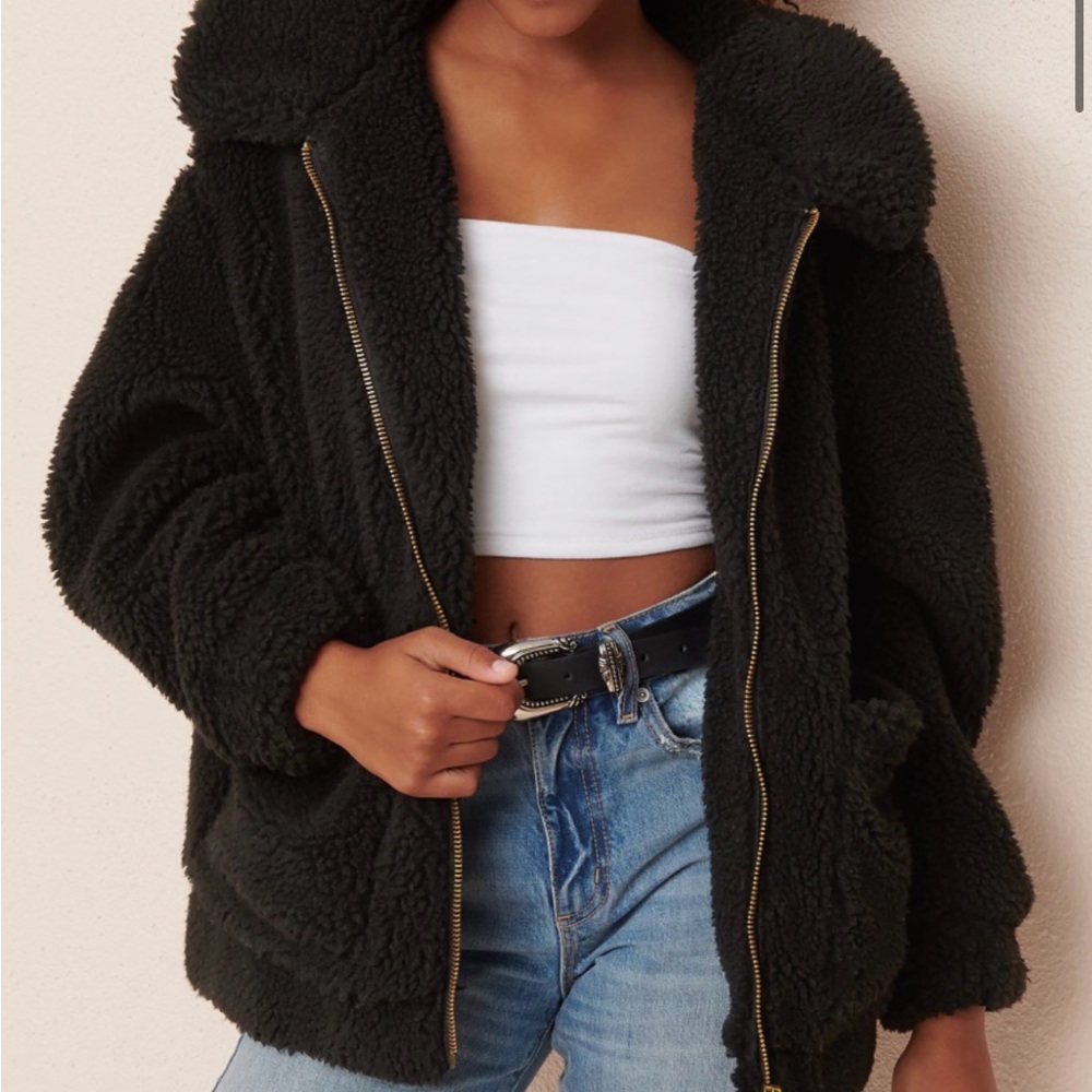 Women's Garage Teddy Black Sherpa Jacket